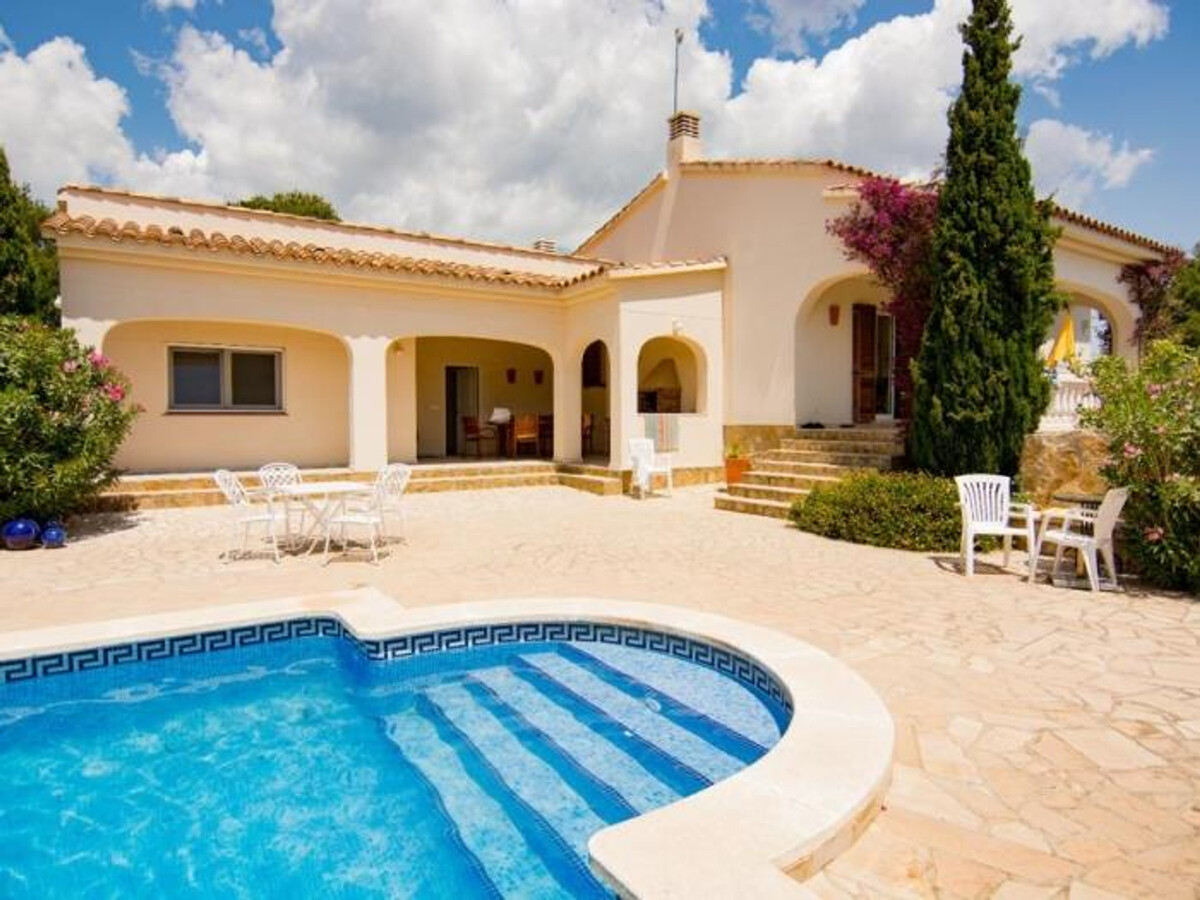 Maison avec Piscine Privée, Terrasse et Jardin à Sant Jordi - Photo 1