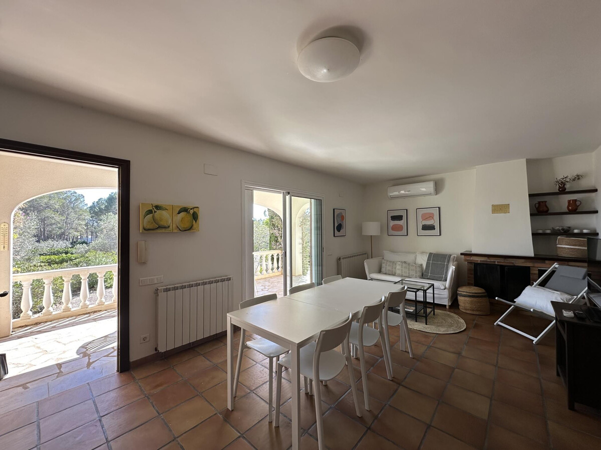 Maison avec Piscine Privée, Terrasse et Jardin à Sant Jordi - Photo 6