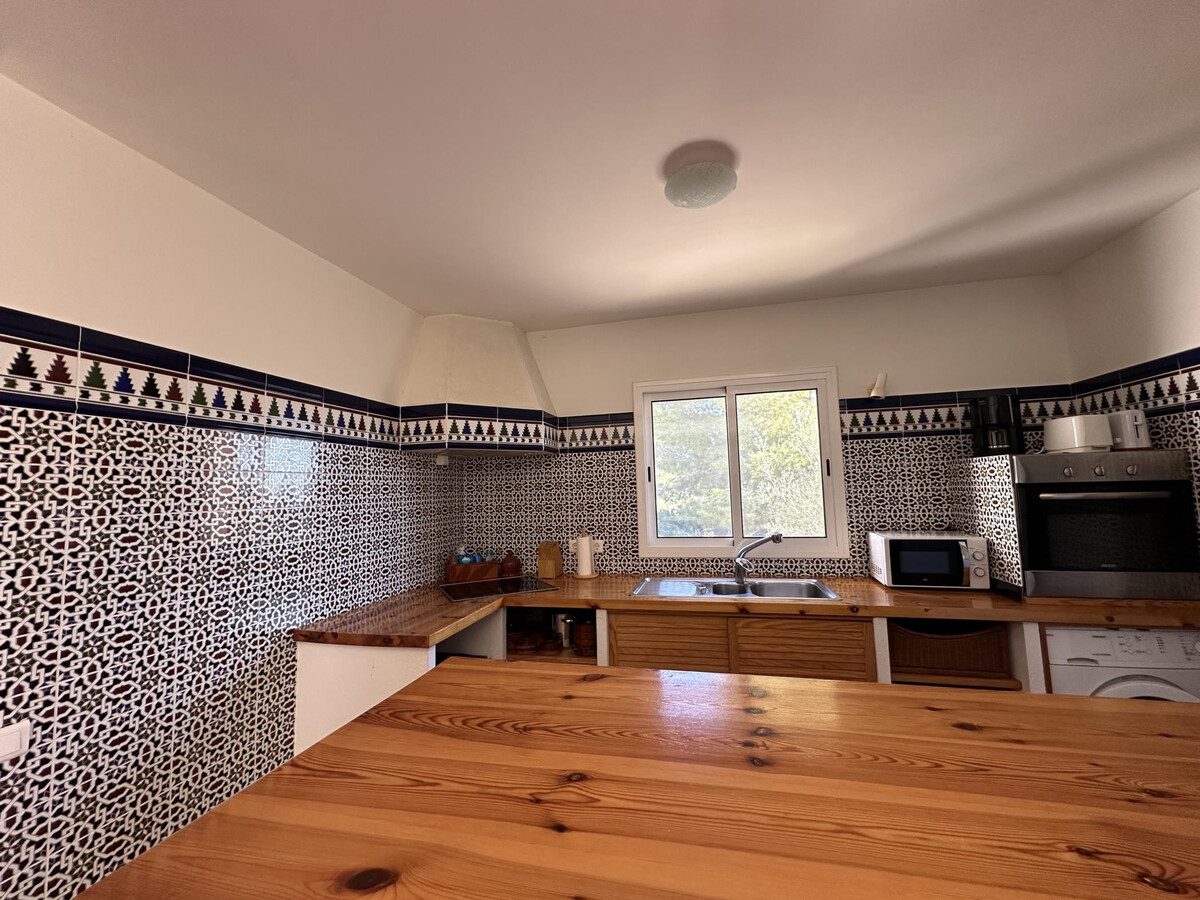 Maison avec Piscine Privée, Terrasse et Jardin à Sant Jordi - Photo 17