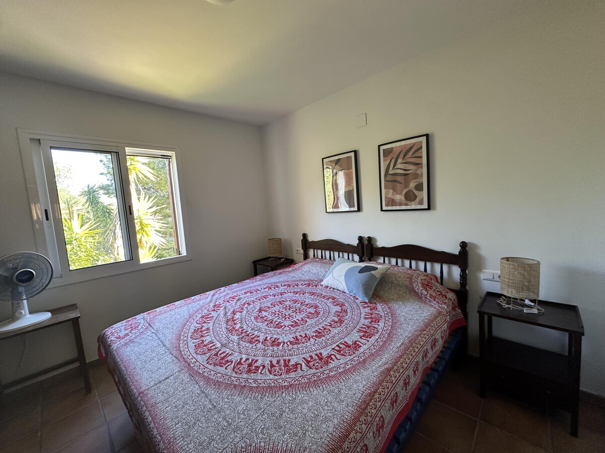 Maison avec Piscine Privée, Terrasse et Jardin à Sant Jordi - Photo 25