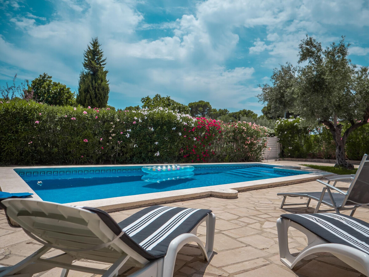 Villa 140m² piscine privée à Calafat, 4 chambres - Photo 1