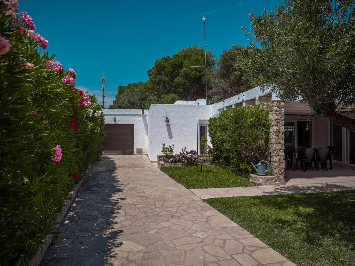 Villa 140m² piscine privée à Calafat, 4 chambres - Photo 4
