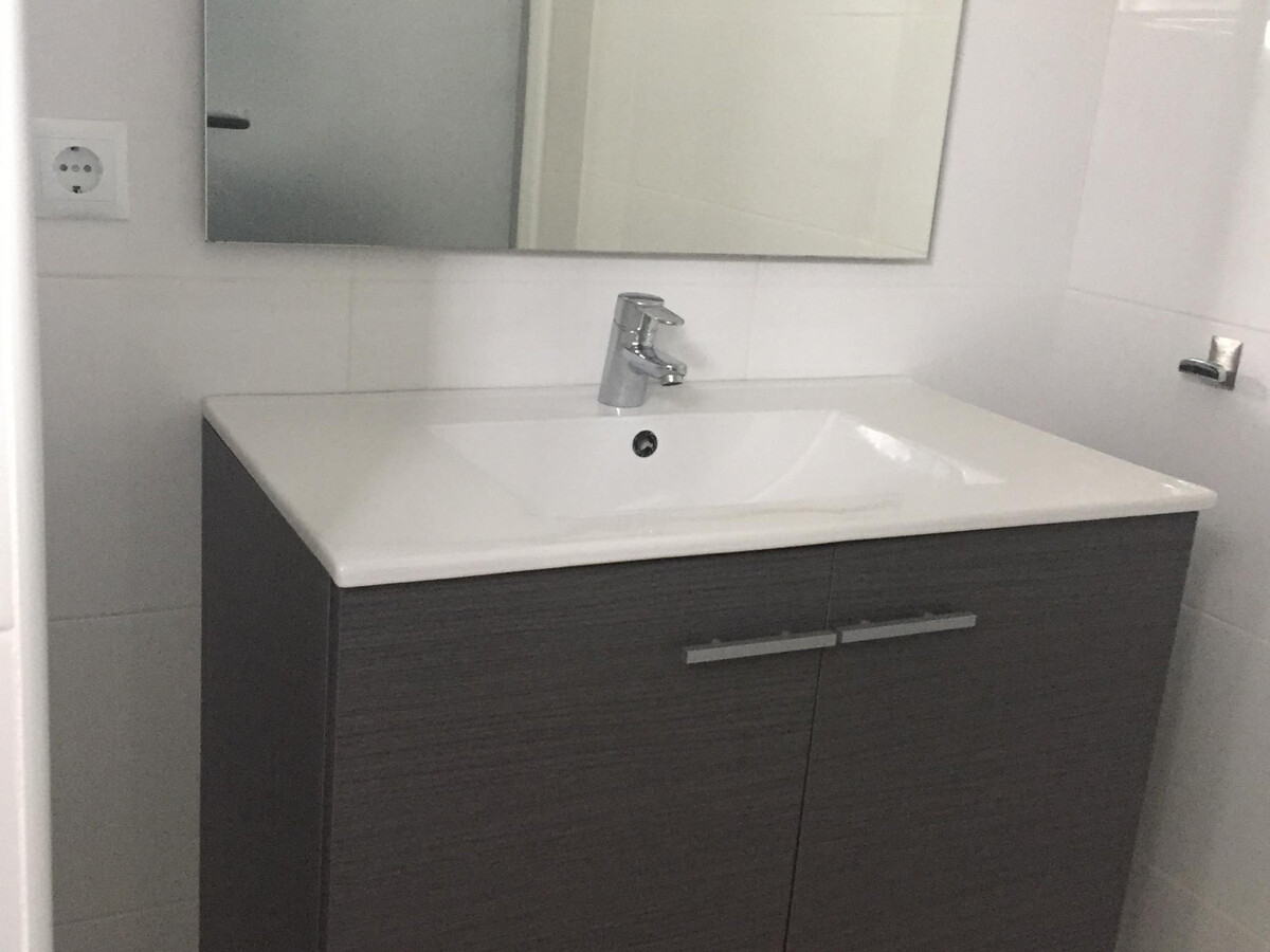 Villa 140m² piscine privée à Calafat, 4 chambres - Photo 14
