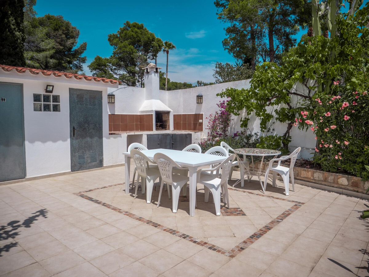 Villa 140m² piscine privée à Calafat, 4 chambres - Photo 15