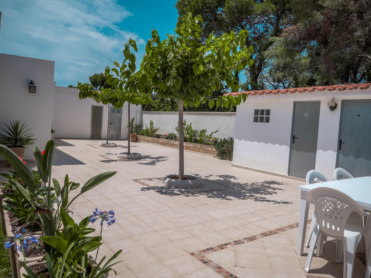 Villa 140m² piscine privée à Calafat, 4 chambres - Photo 16