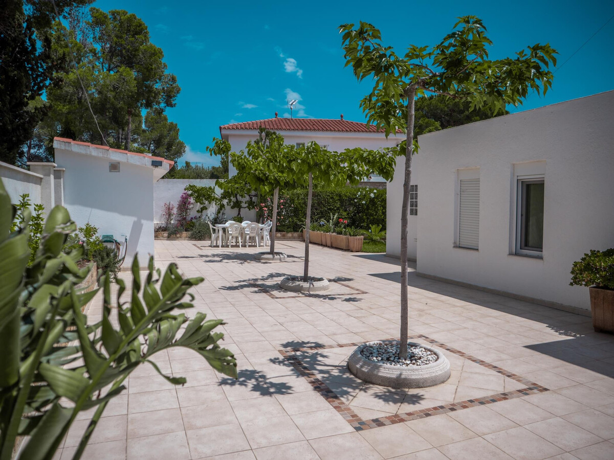 Villa 140m² piscine privée à Calafat, 4 chambres - Photo 18
