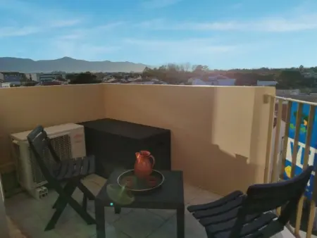 Location appartement à Saint Cyprien, Appartement T2 Climatisé Proche Plage - 4 Personnes