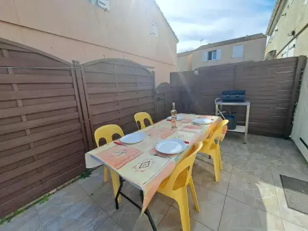 Location appartement à Marseillan Plage, Maison Mitoyenne avec Terrasse et Parking - Marseillan-Plage