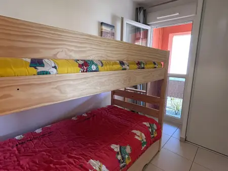 Appart 56 m² climatisé à Mèze, vue étang de Thau : photo 12