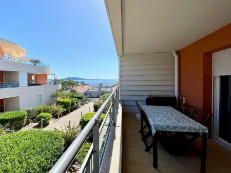 Appart 56 m² climatisé à Mèze, vue étang de Thau : photo 14