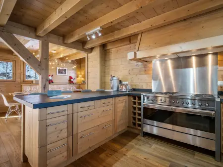 Chalet de Luxe: 13 pers, Jacuzzi, Animaux Admis, Chalet 13 personnes à Saint Gervais les Bains - Photo 3