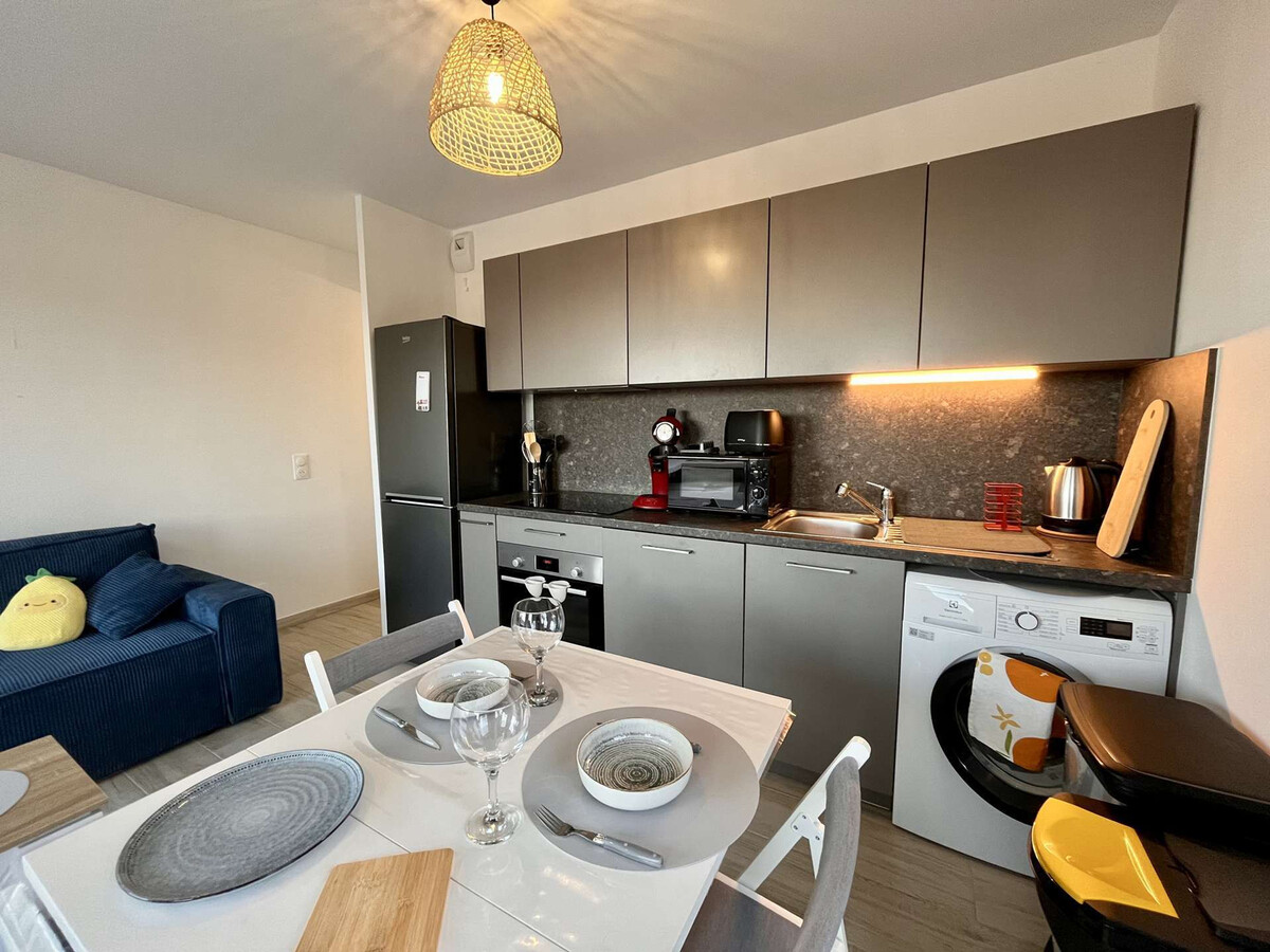 Appartement climatisé Cogolin, vue sur Grimaud - Photo 6