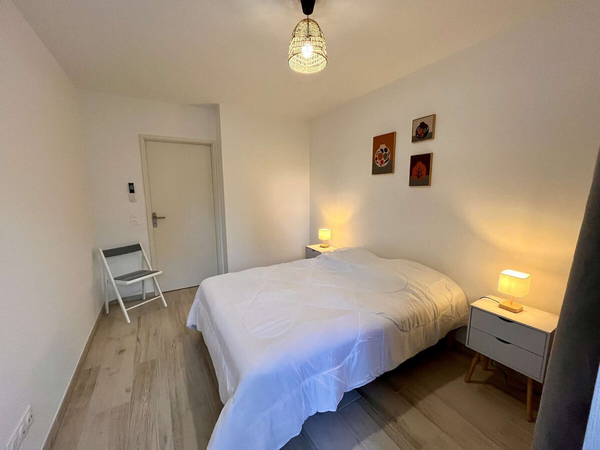 Appartement climatisé Cogolin, vue sur Grimaud - Photo 8