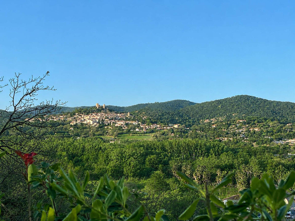 Appartement climatisé Cogolin, vue sur Grimaud - Photo 13