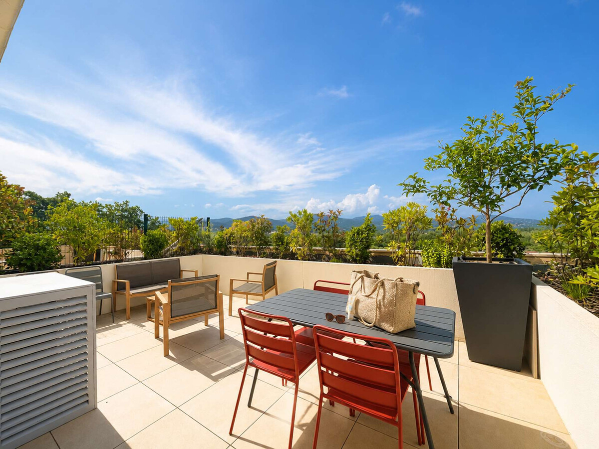 Appartement 2P climatisé à Cogolin, vue sur Grimaud - Photo 13
