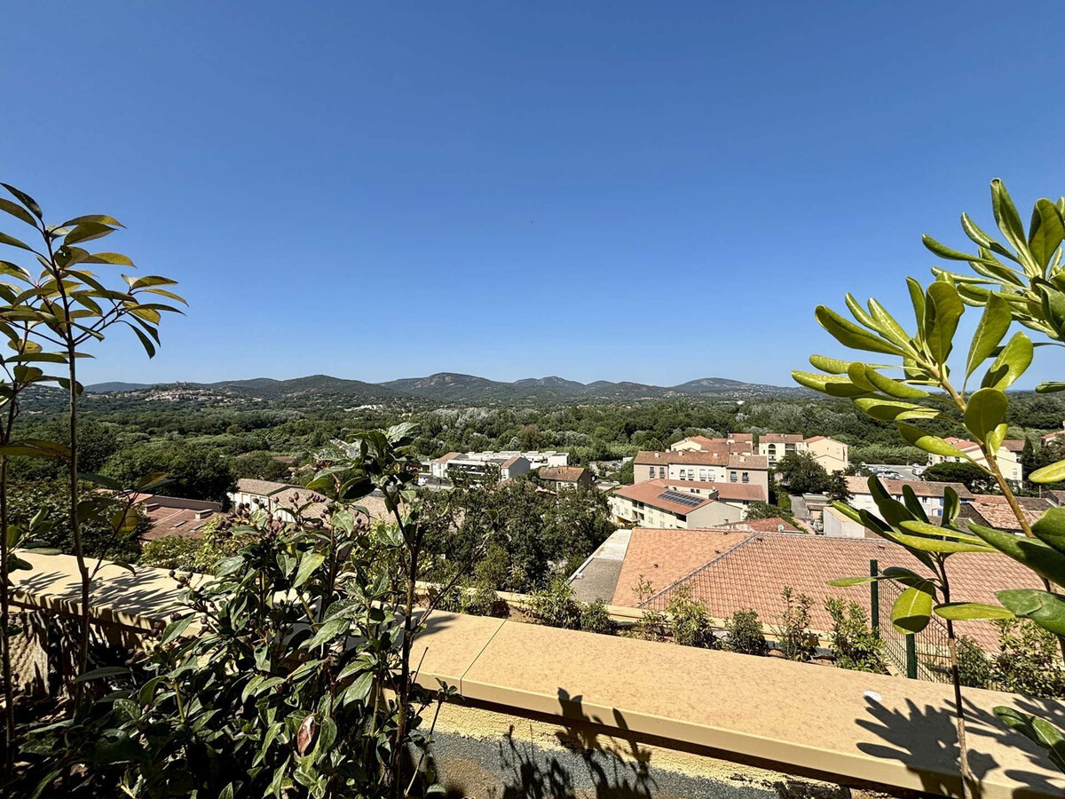 Appartement 2P climatisé à Cogolin, vue sur Grimaud - Photo 14