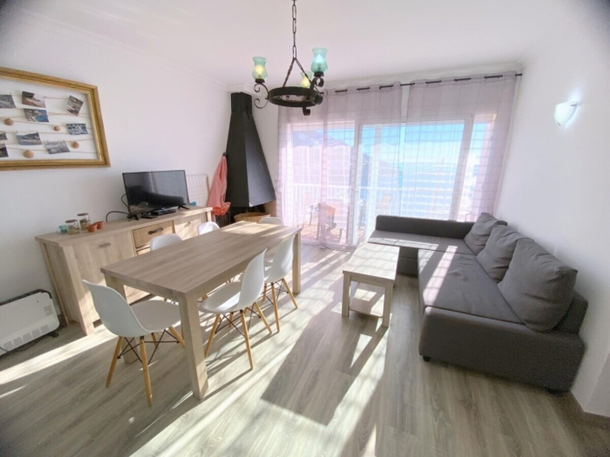 Appartement 6 pers. rénové, 200m plage, terrasse mer à Roses - Photo 3