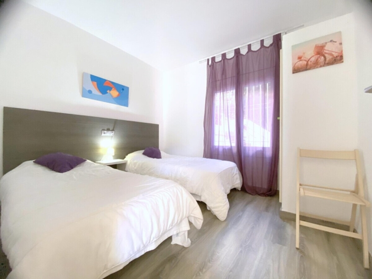 Appartement 6 pers. rénové, 200m plage, terrasse mer à Roses - Photo 18