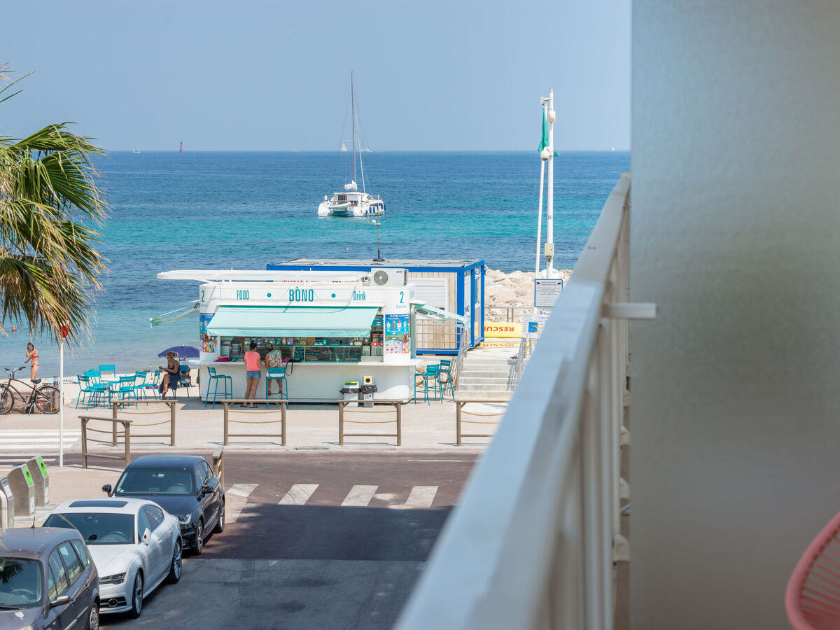 Appartement Reine Astrid, 20 m de la plage à Cannes - Photo 1