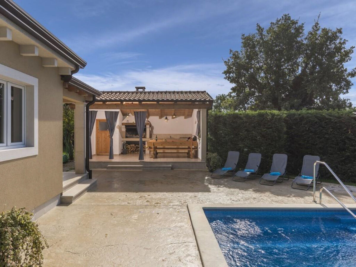 Maison Terezija : piscine privée à Tinjan - Photo 6