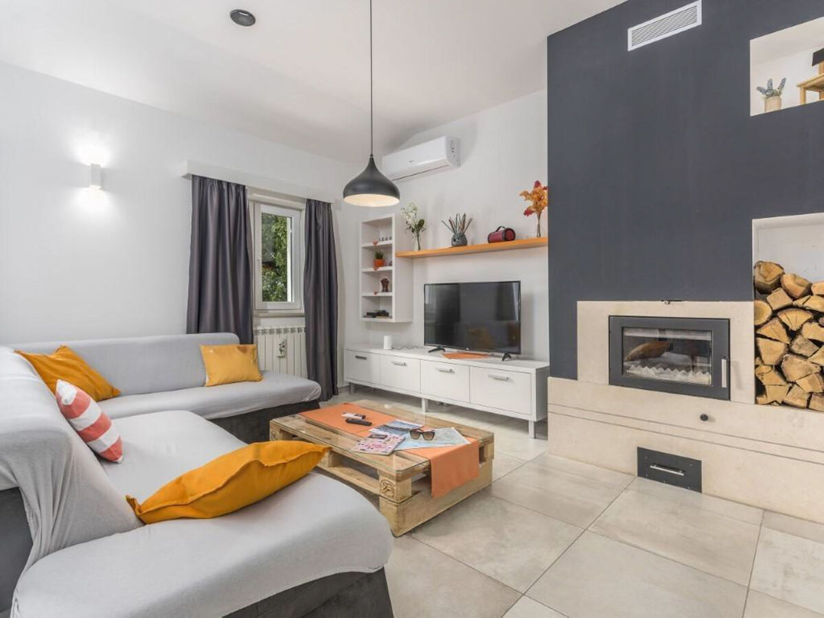Maison Terezija : piscine privée à Tinjan - Photo 10