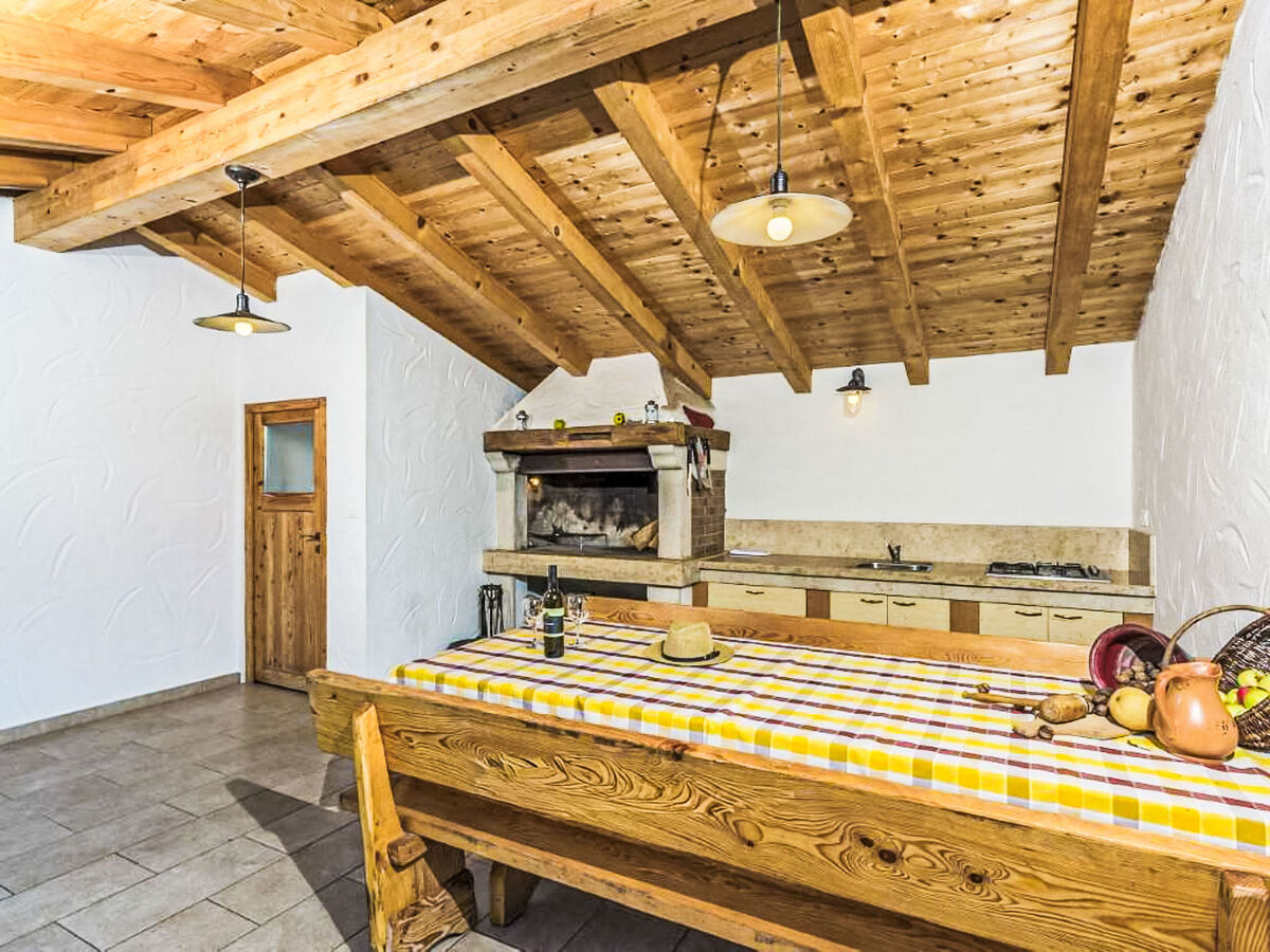 Maison Terezija : piscine privée à Tinjan - Photo 15