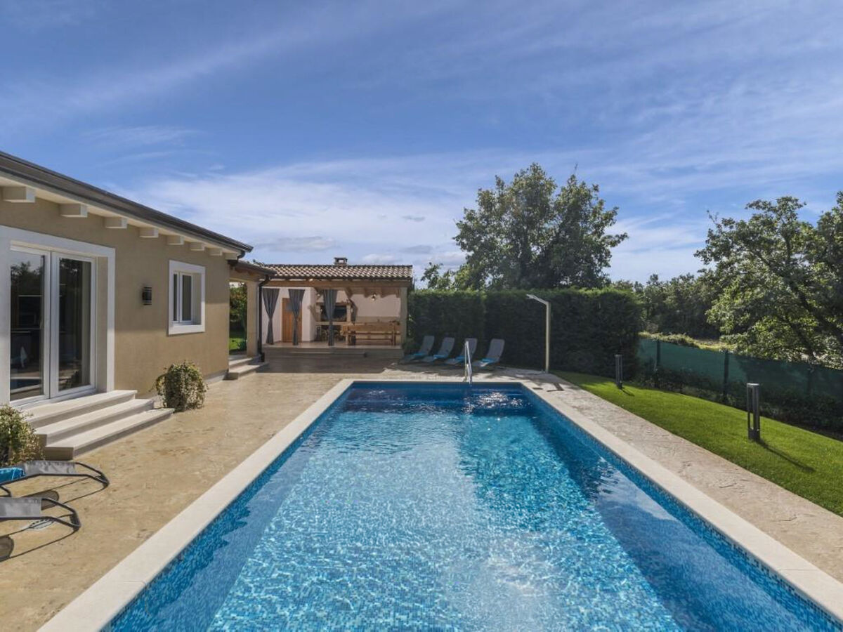 Maison Terezija : piscine privée à Tinjan - Photo 16