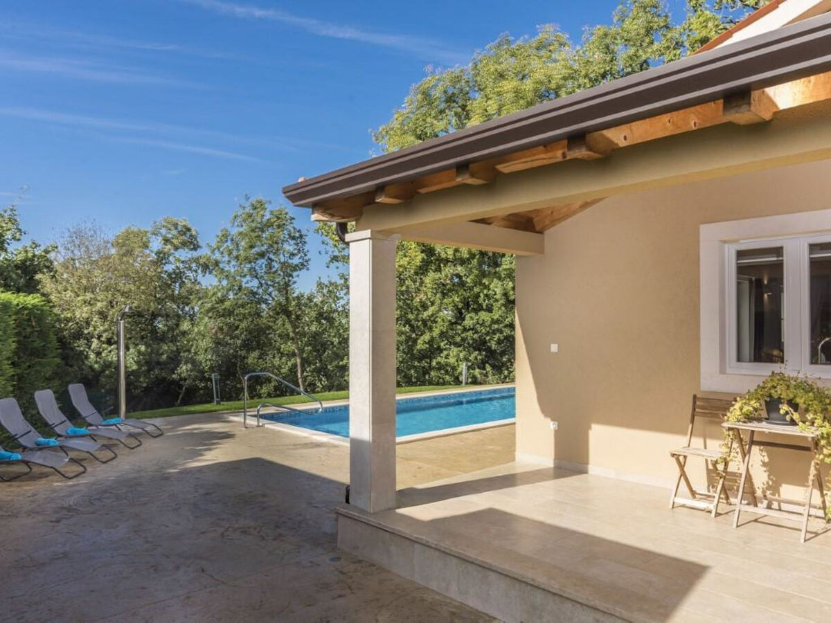 Maison Terezija : piscine privée à Tinjan - Photo 20