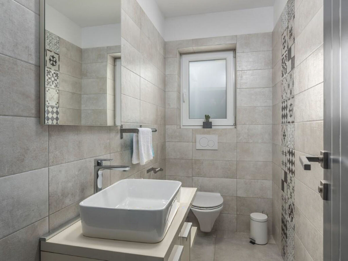 Maison Terezija : piscine privée à Tinjan - Photo 26