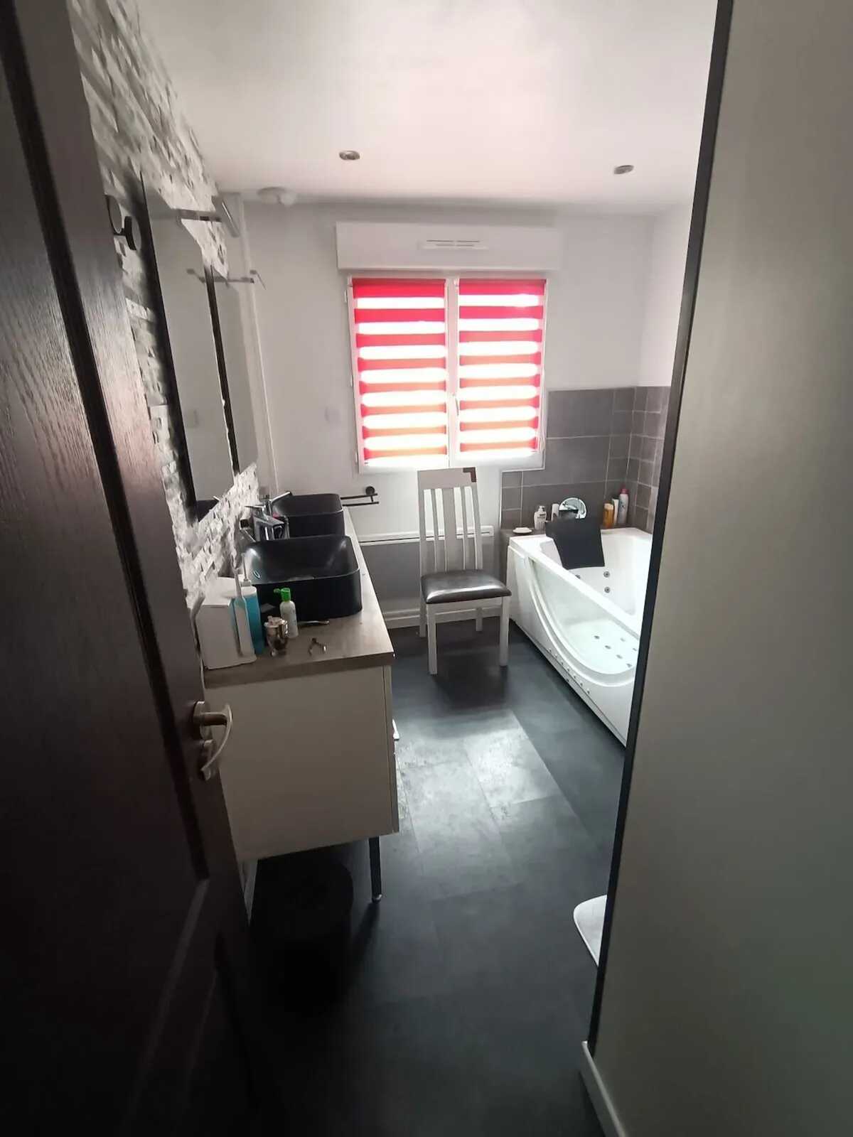 Maison 95 m² avec terrasse et barbecue à Estrée-Blanche - Photo 9