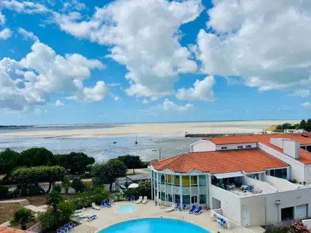 Location appartement à Fouras, Appartement avec vue mer et piscine, 4 personnes