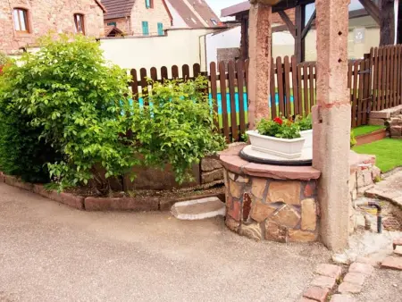 Gîte 4 pers. à Merxheim : piscine, terrasse et jardin : photo 18