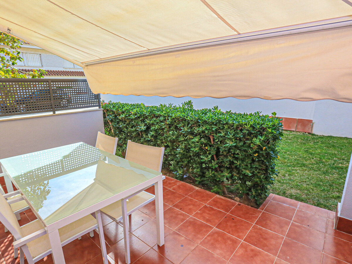 Maison jumelée 2 chambres avec piscine à 350m de la plage - Photo 2