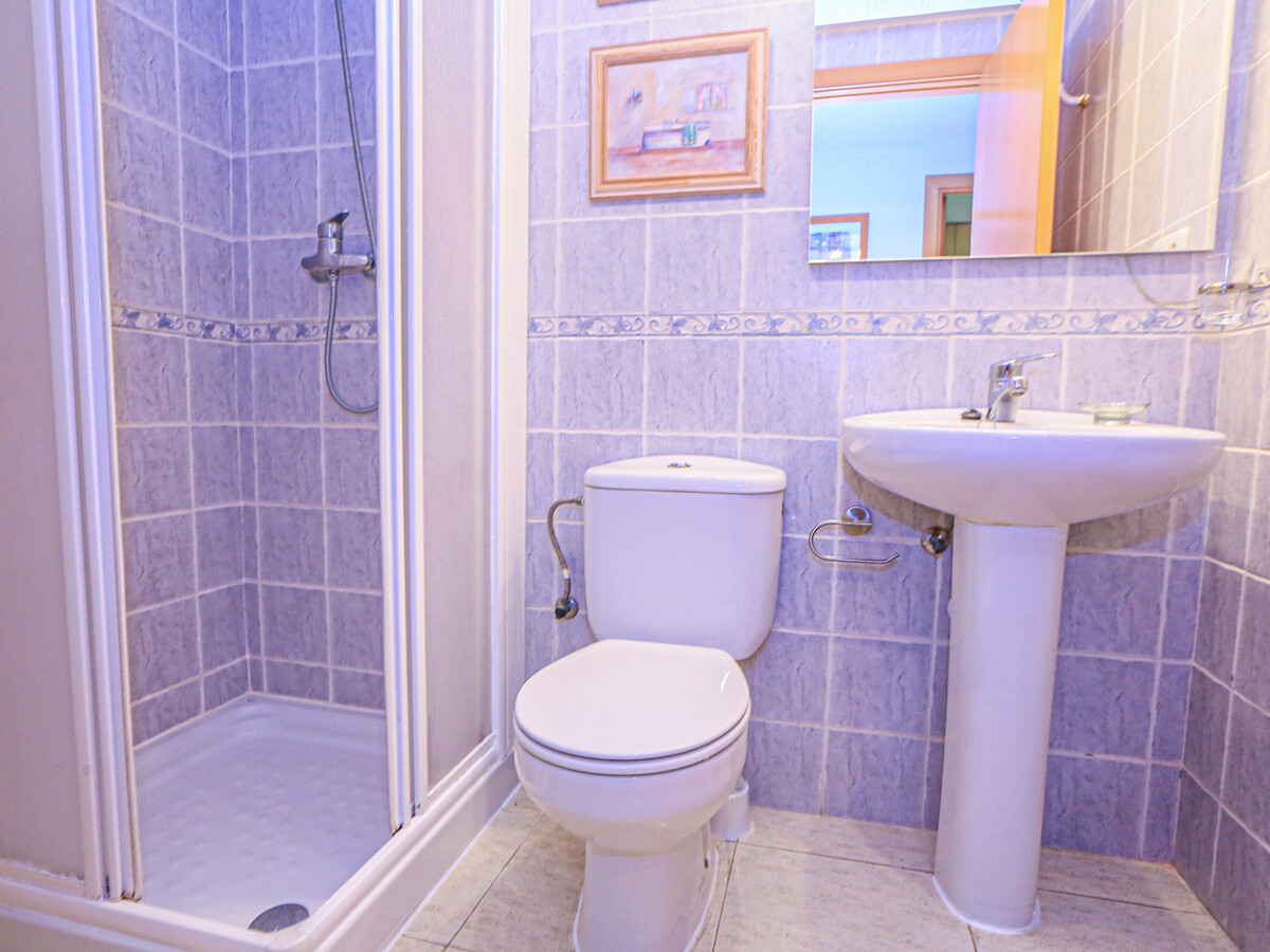 Maison jumelée 2 chambres avec piscine à 350m de la plage - Photo 17