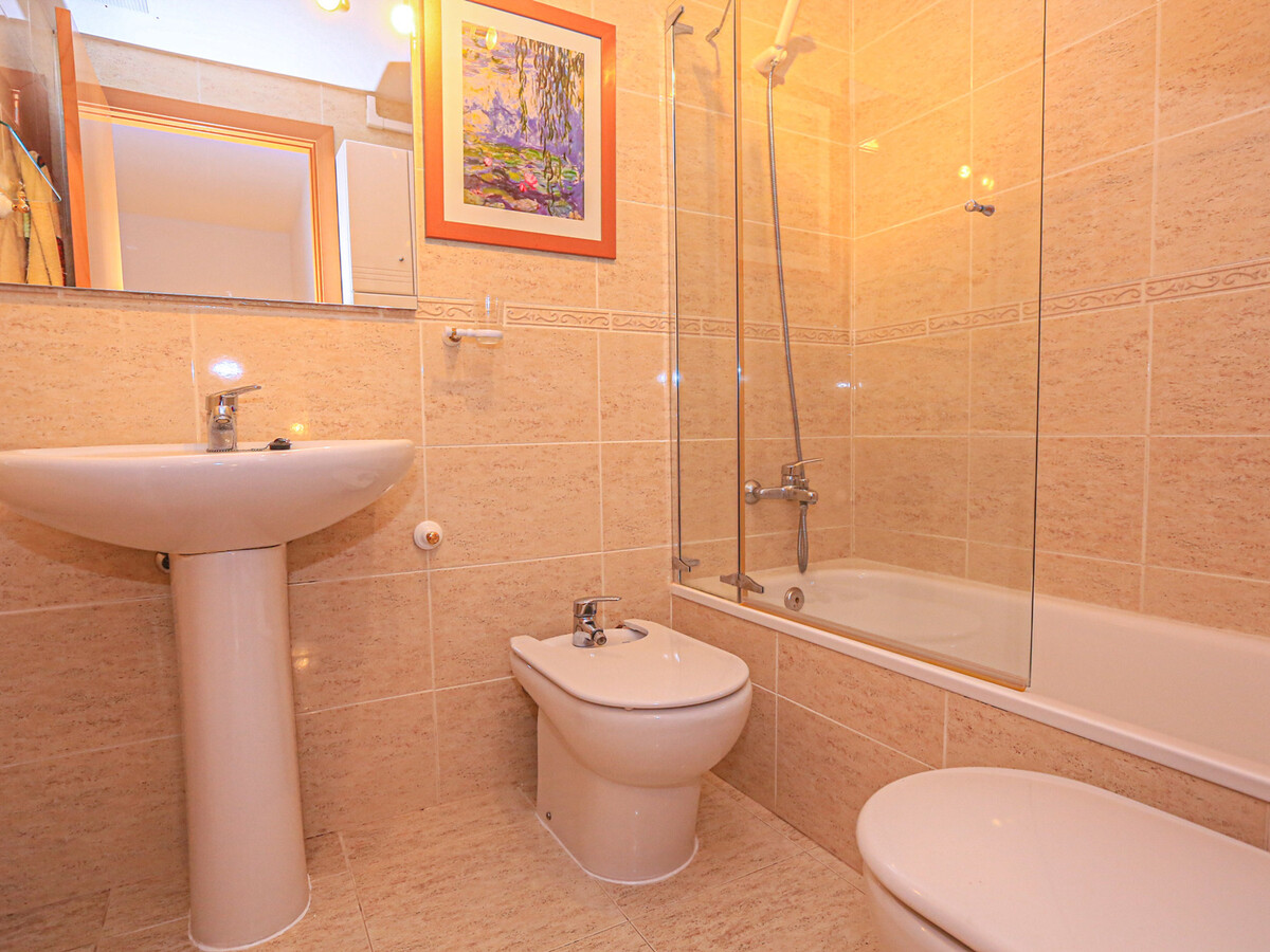 Maison jumelée 2 chambres avec piscine à 350m de la plage - Photo 24