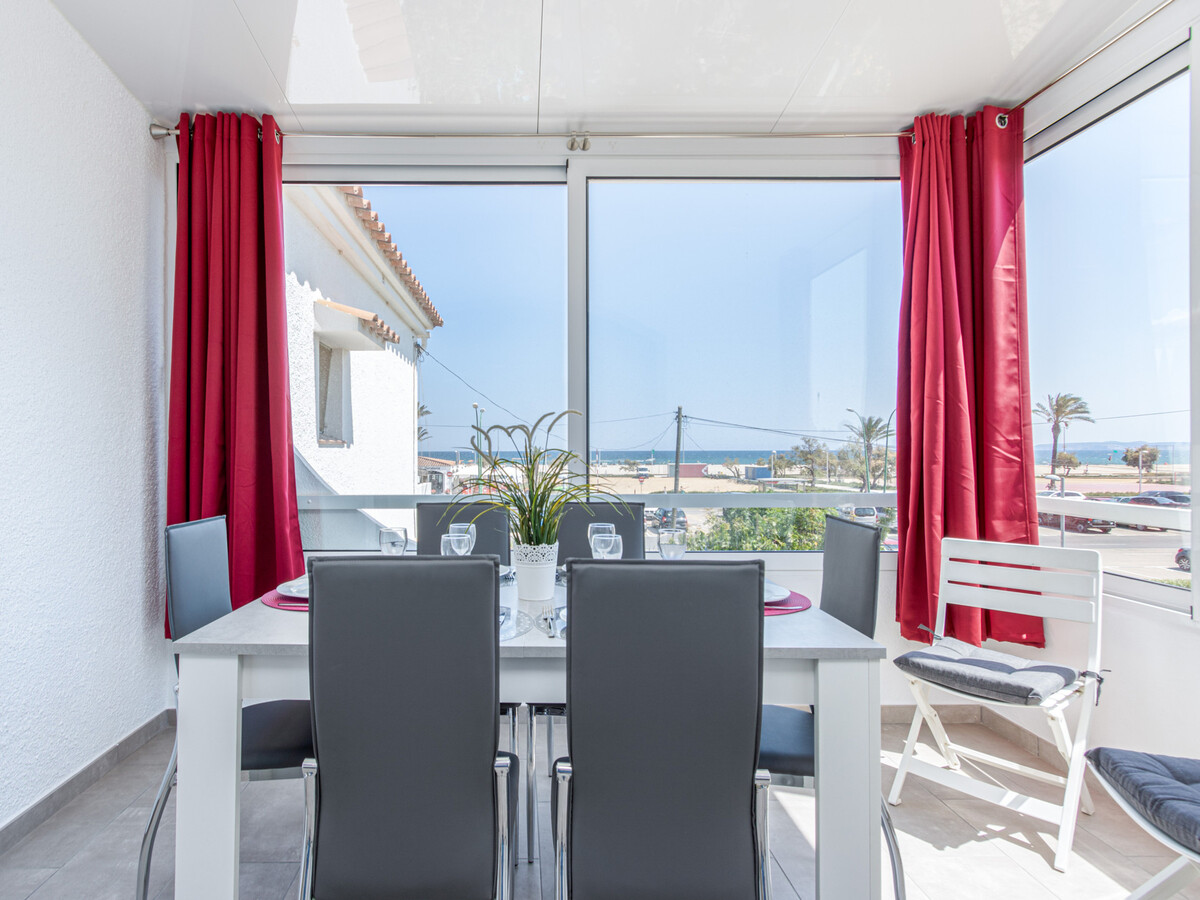 Appartement 2 chambres vue mer à 100 m de la plage à Empuriabrava - Photo 1