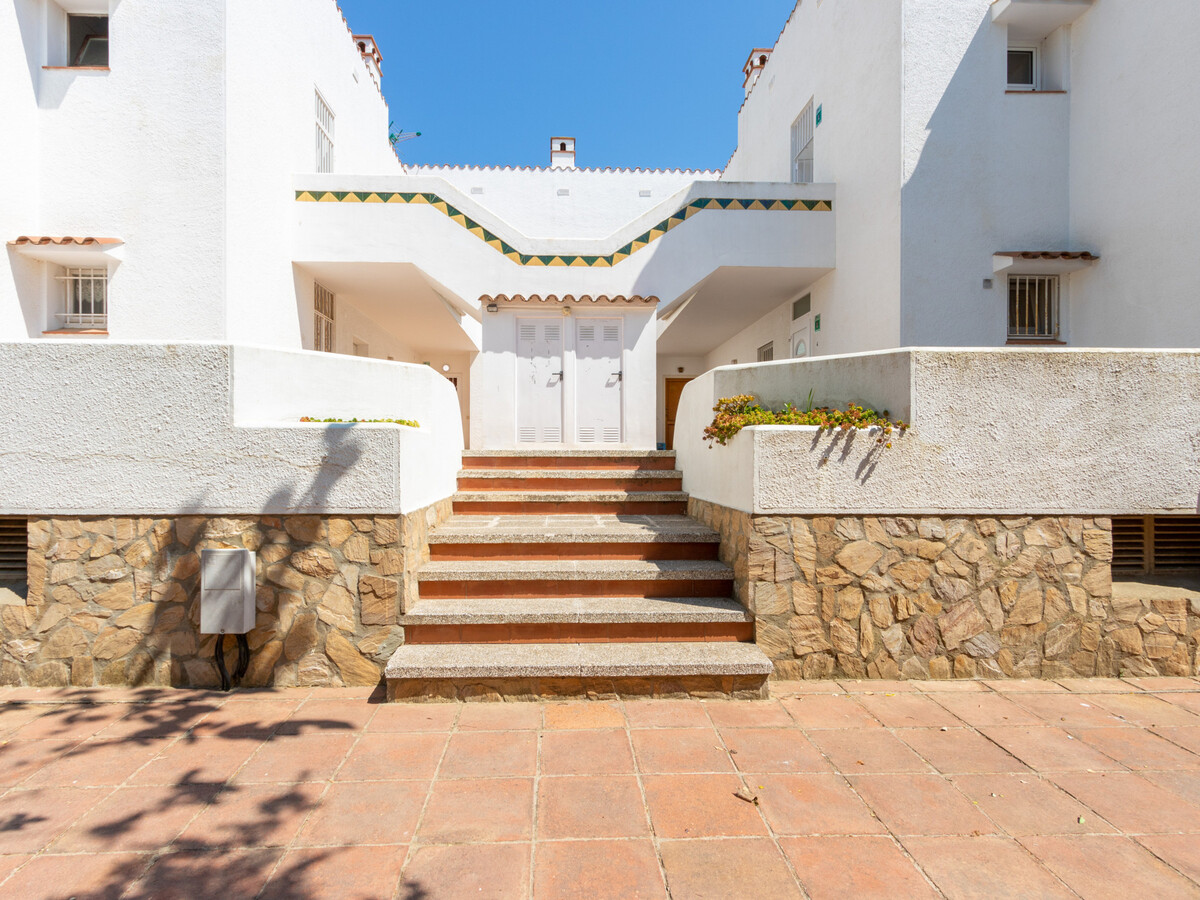 Appartement 2 chambres vue mer à 100 m de la plage à Empuriabrava - Photo 23