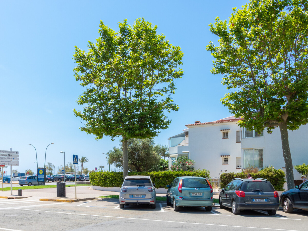 Appartement 2 chambres vue mer à 100 m de la plage à Empuriabrava - Photo 25
