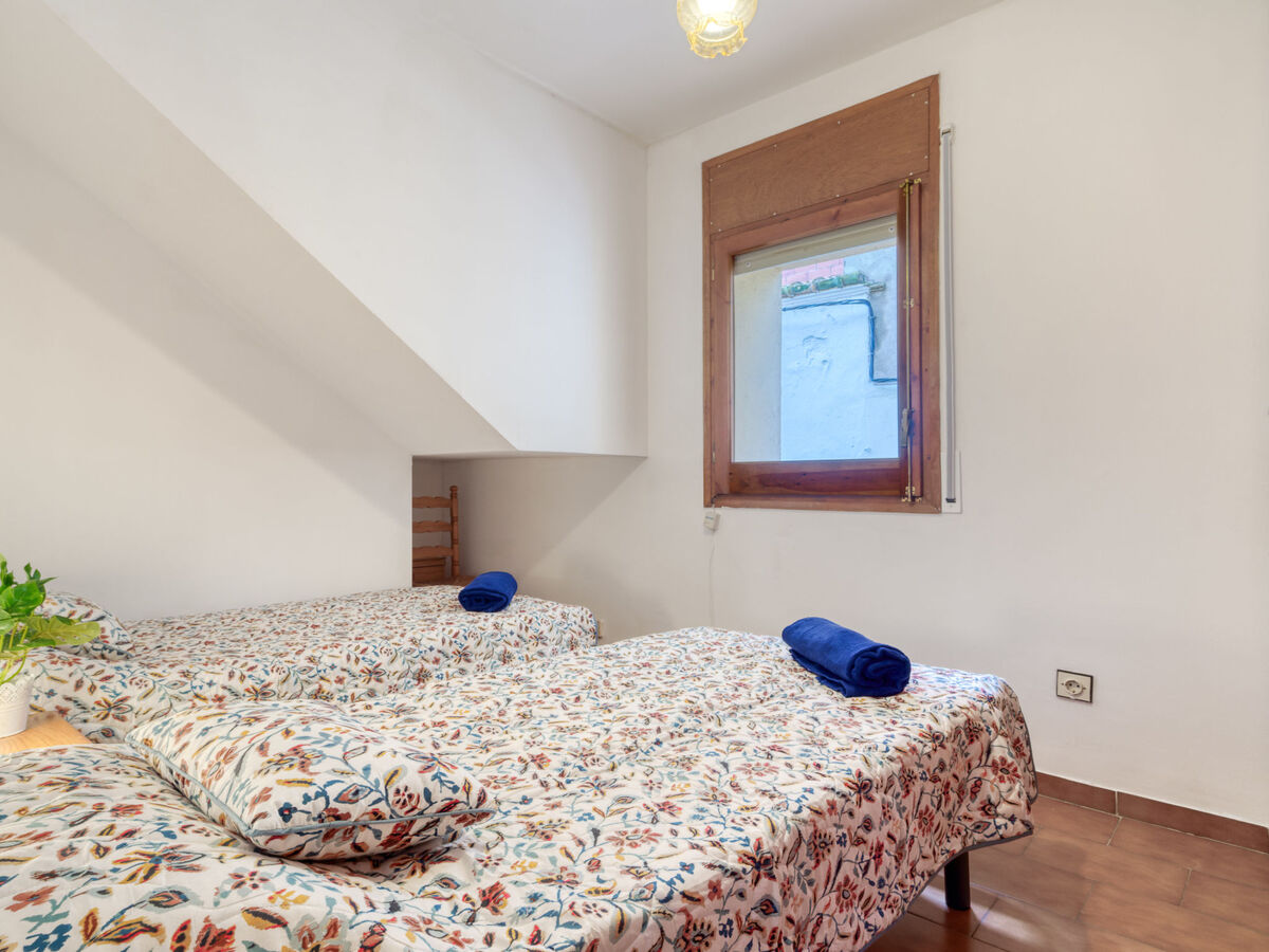 Appartement 2 chambres au cœur du centre piéton de Roses - Photo 12