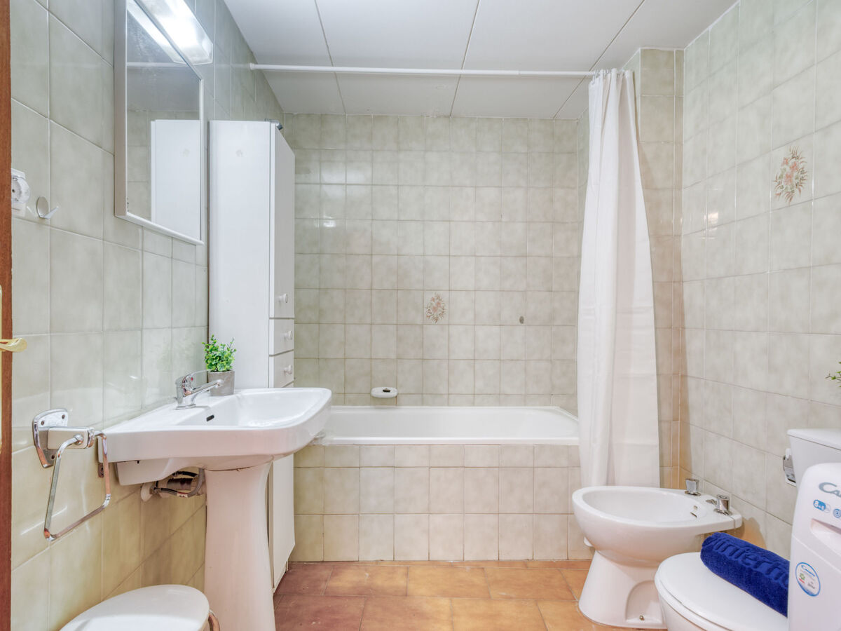 Appartement 3 chambres au cœur de Roses, 200 m de la mer - Photo 17