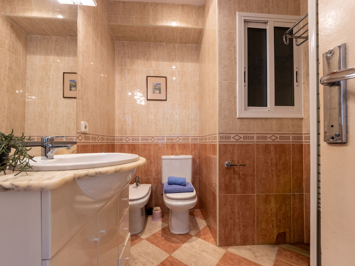 Pompeyo I – Appartement 3 chambres à 600 m de la plage - Photo 18