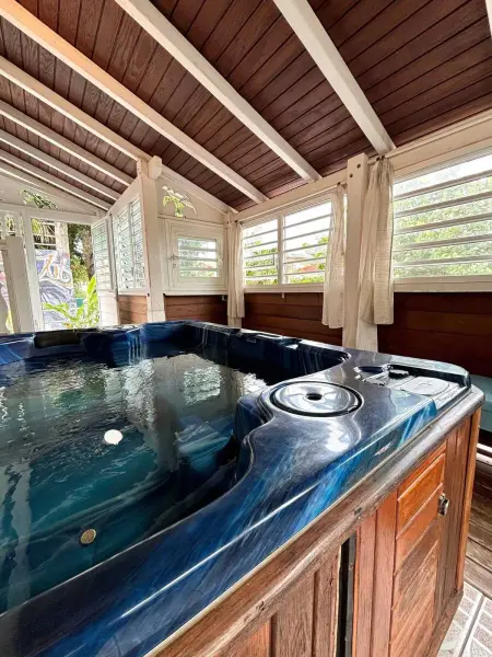 Bungalow à Sainte-Anne avec piscine privée, Bungalow 3 personnes à Sainte Anne - Photo 18