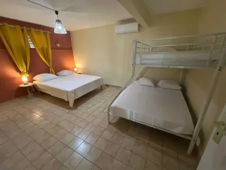 Appartement avec jardin clôturé et barbecue à Sainte-Luce : photo 3