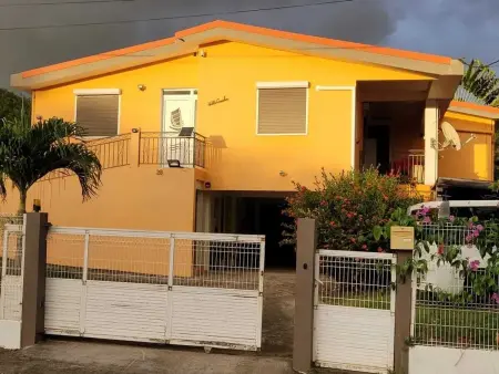 Appartement avec jardin clôturé et barbecue à Sainte-Luce : photo 5