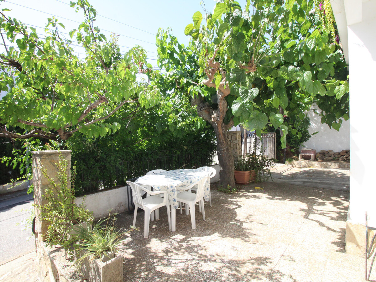Appartement 4 pers avec jardin, 100m de la plage à Llançà - Photo 3