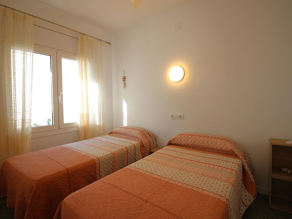 Appartement 4 pers avec jardin, 100m de la plage à Llançà - Photo 11