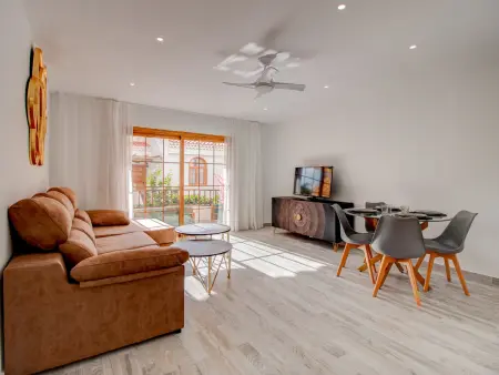 Location appartement à Costa Adeje, Appartement spacieux rénové à Costa Adeje avec piscine