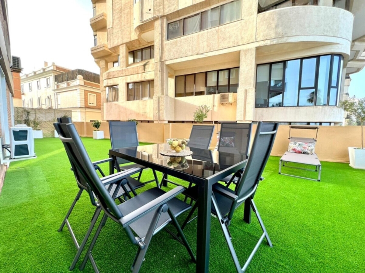 Appartement face à la plage de Malagueta, terrasse privée - Photo 3