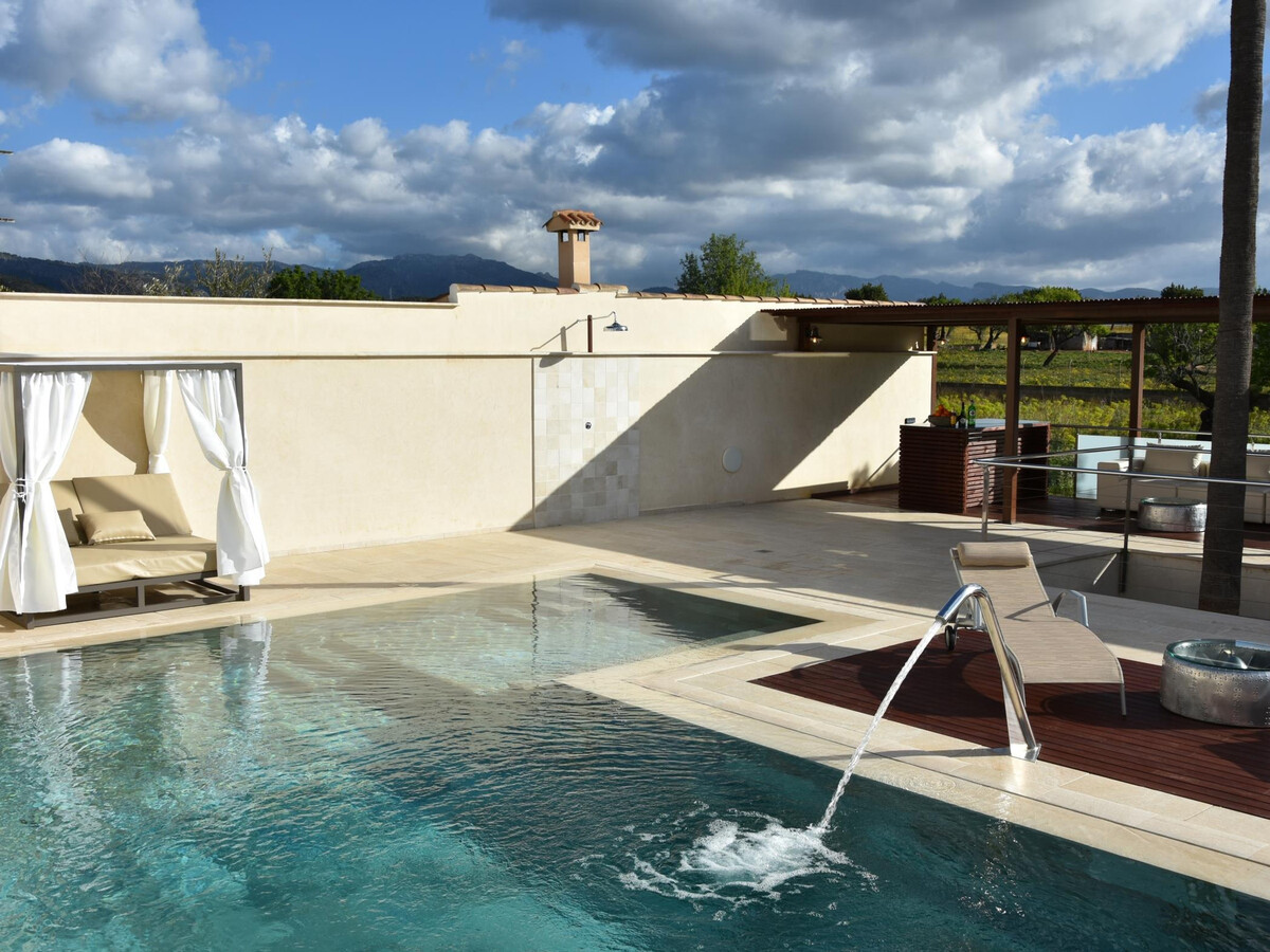 Rainbow Home, villa 12 chambres avec piscine à Palma - Photo 4