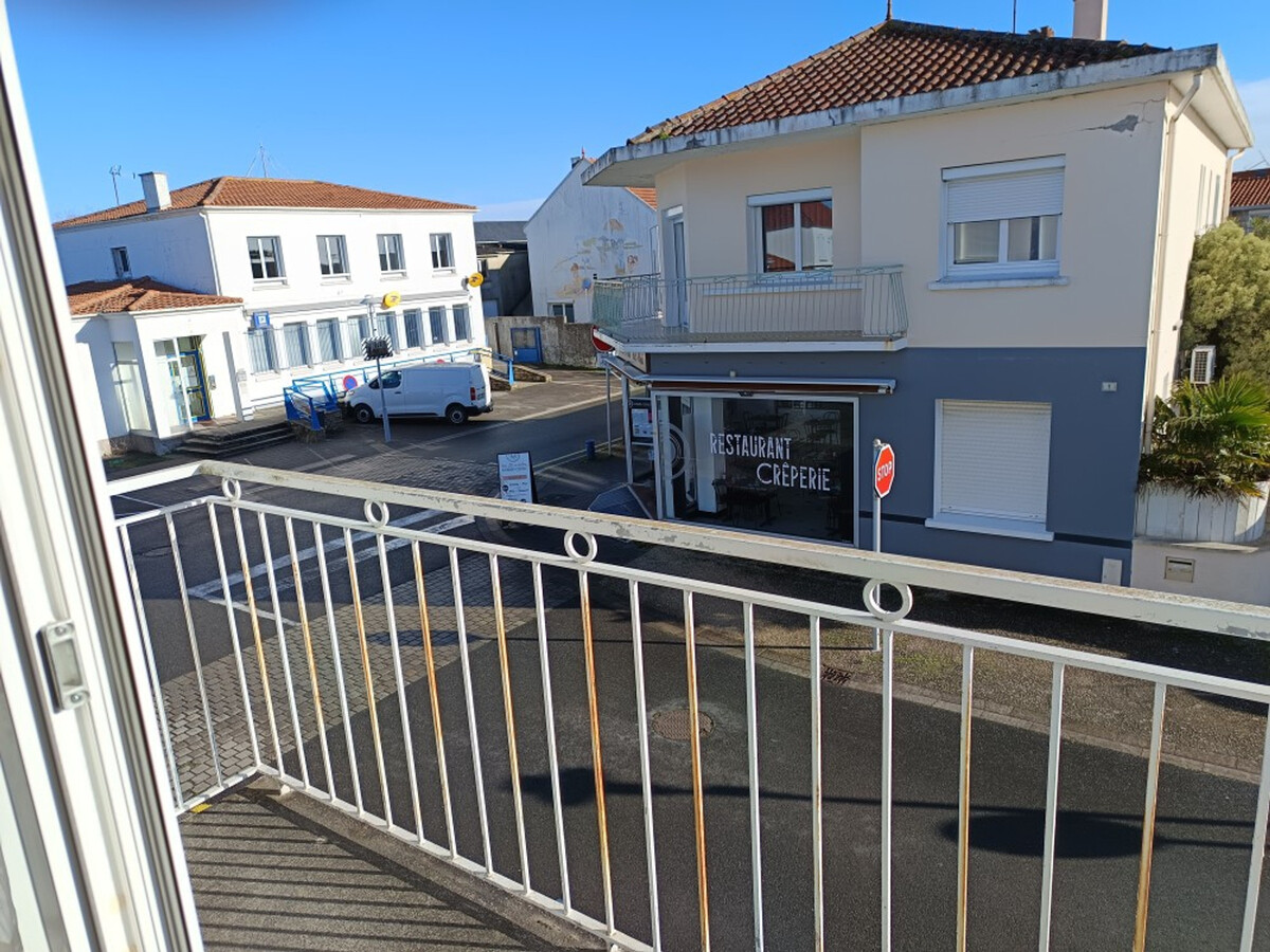 Appartement 45m² balcon - Notre-Dame-de-Monts centre - Photo 2